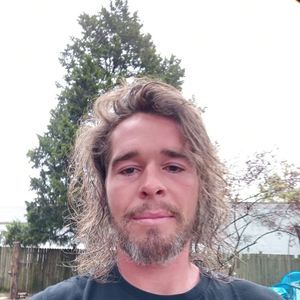 Meet your Posher, Simon